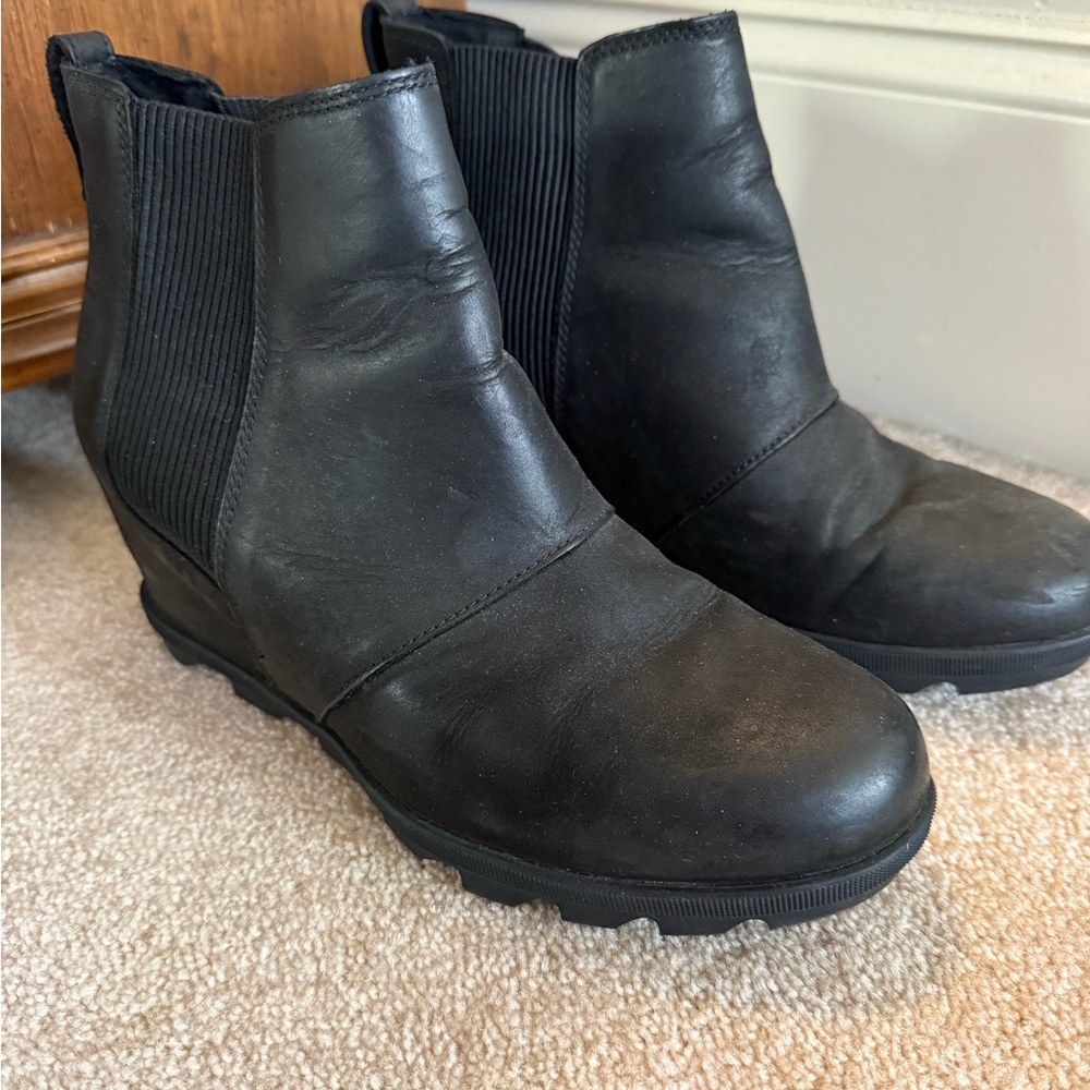 Sorel Black Leather Ankle Booties